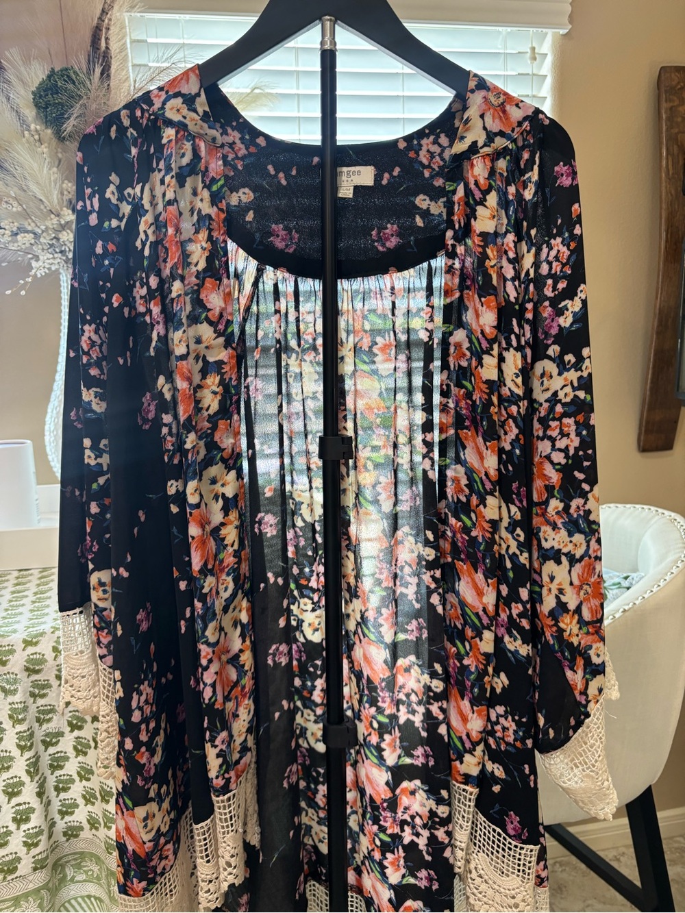 Umgee Black Floral Boho Kimono Cardigan Crochet Lace Trim Size S/M